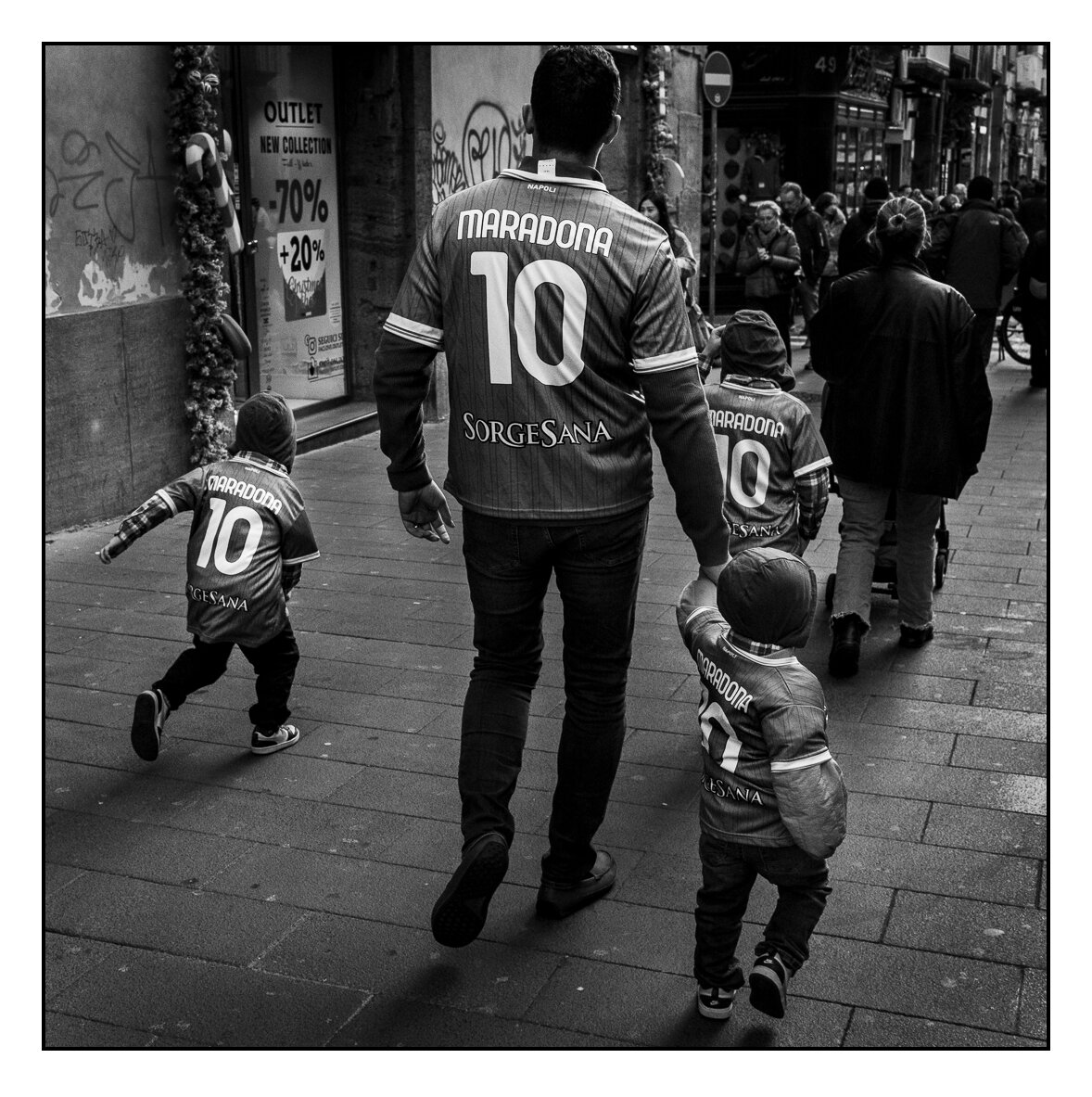 @relativistic_photos-DSCG2071